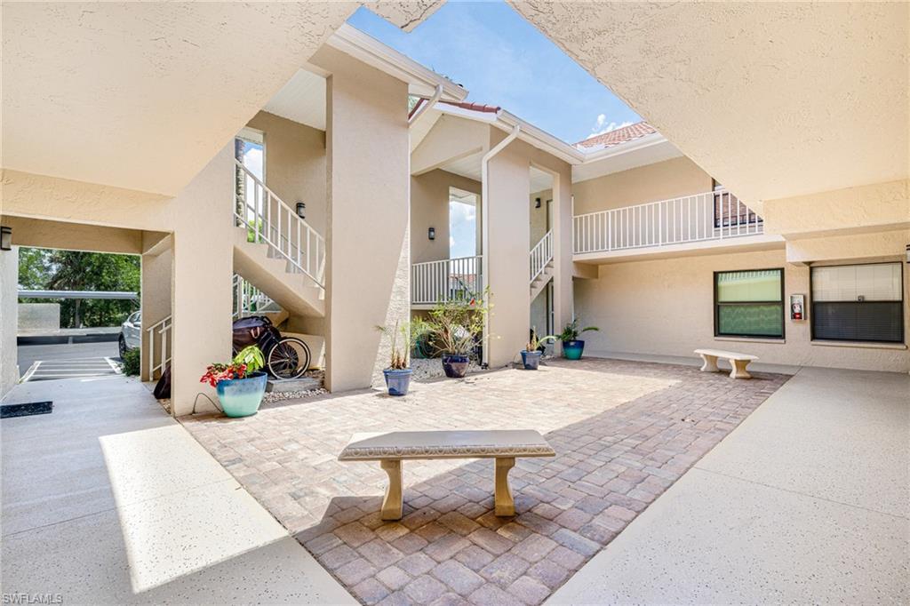 9648 Windsor Gardens LN 104