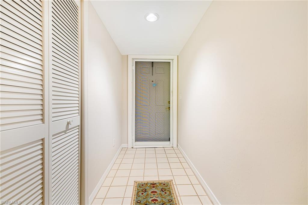 9648 Windsor Gardens LN 104