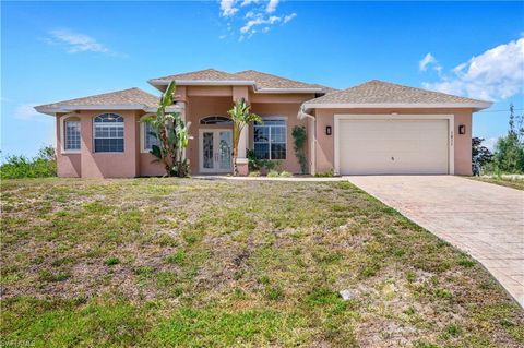 1811 NW 13th TER CAPE CORAL FL 33993