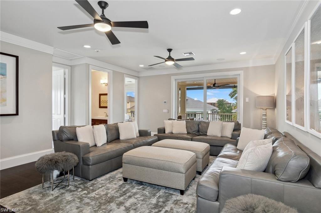 Marco Island, Florida 34145, United States, 4 Bedrooms Bedrooms, ,4 BathroomsBathrooms,Residential,Contingent,85207