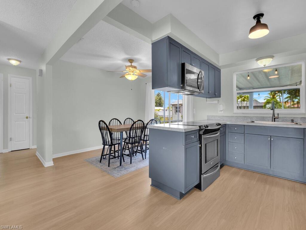 1616 S Hermitage RD