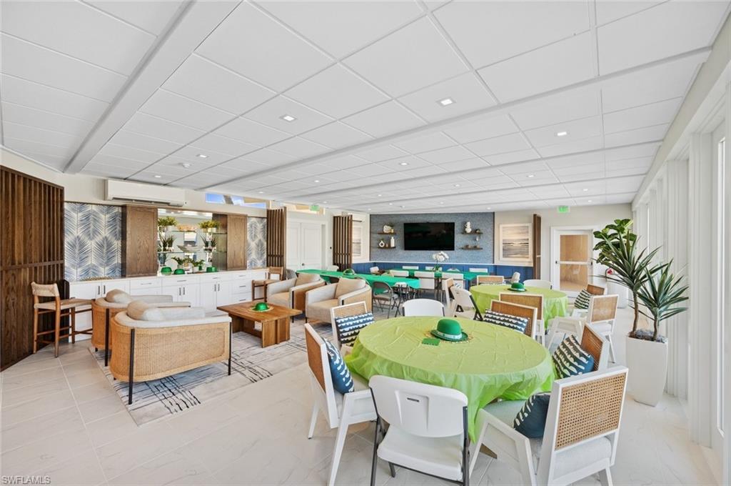 Naples, Florida 34103, United States, 3 Bedrooms Bedrooms, ,3 BathroomsBathrooms,Residential,Active,89984