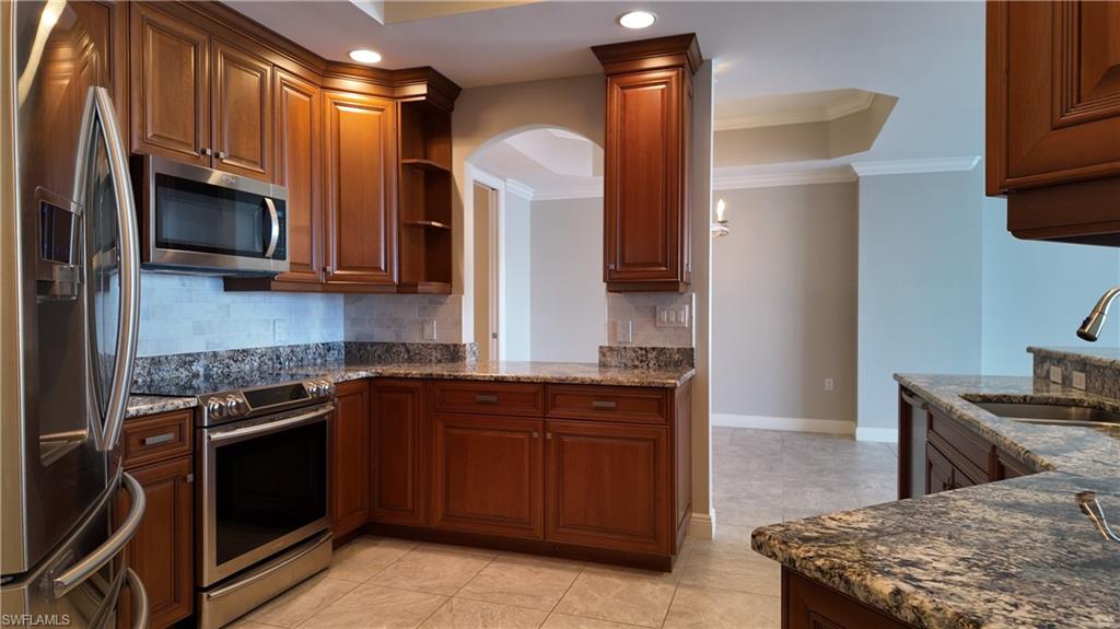 2090 W 1st ST G2507