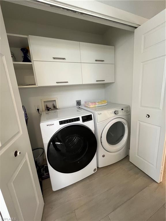 Naples, Florida 34109, United States, 2 Bedrooms Bedrooms, ,2 BathroomsBathrooms,Residential,Pending,121517