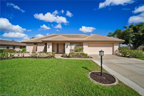 1593 Tredegar DR FORT MYERS FL 33919