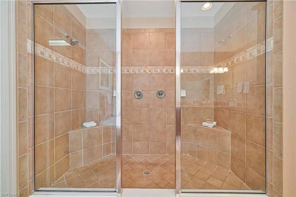 Fort Myers, Florida 33905, United States, 5 Bedrooms Bedrooms, ,4 BathroomsBathrooms,Residential,Active,14300