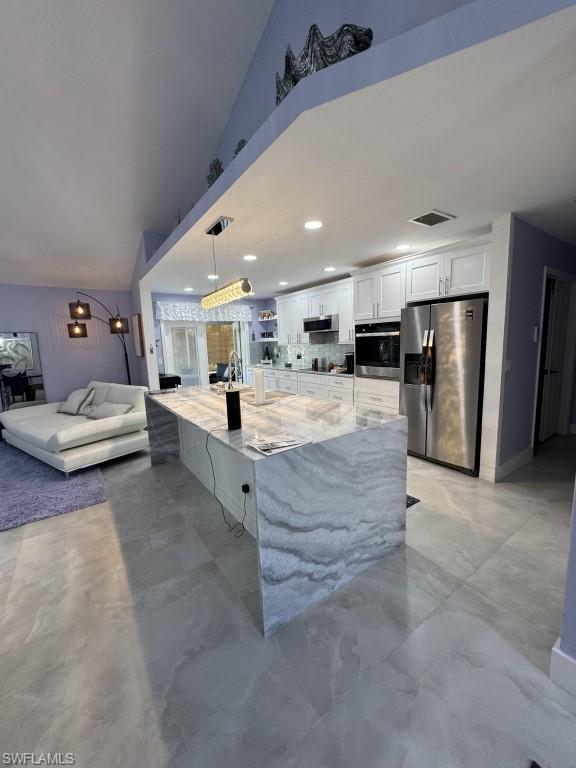 9190 Butterfly CT