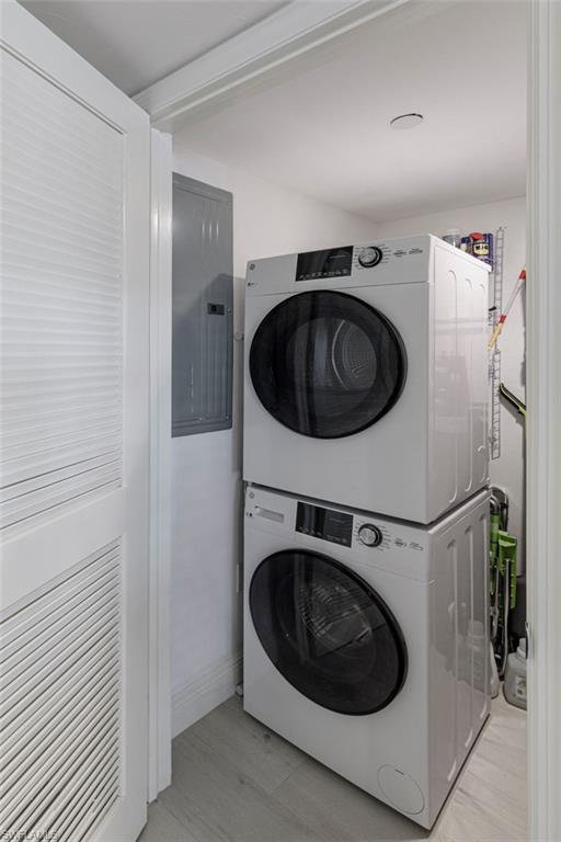 Naples, Florida 34102, United States, 1 Bedroom Bedrooms, ,1 BathroomBathrooms,Residential,Active,24752