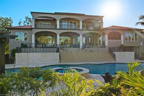 330 Cowry CT SANIBEL FL 33957