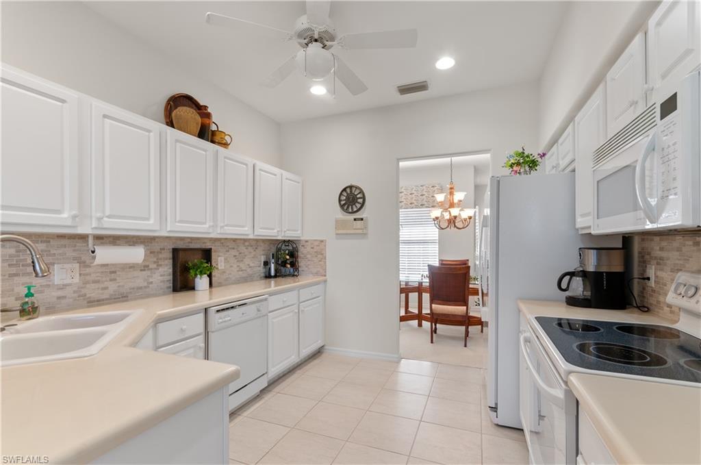 23570 Wisteria Pointe DR 605