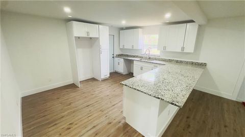 5981 Cubles DR BOKEELIA FL 33922