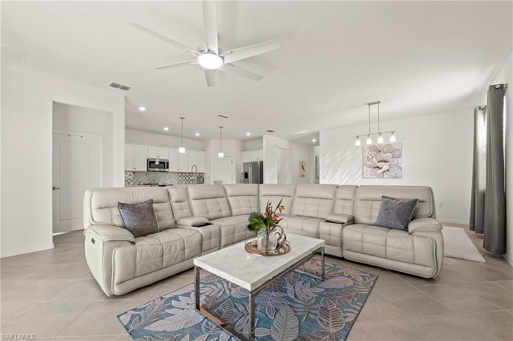 2662 Scarlet WAY