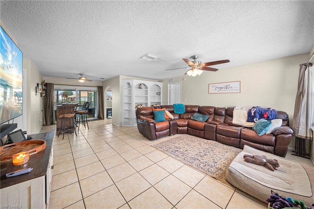 7289 Barragan RD