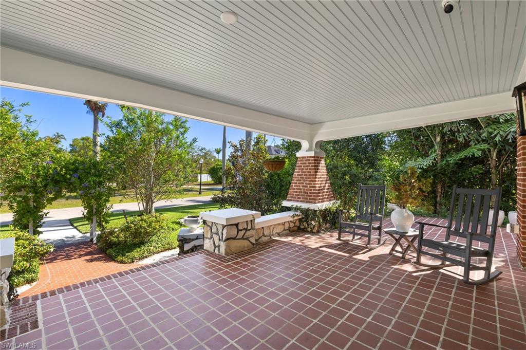 1230 Caloosa DR