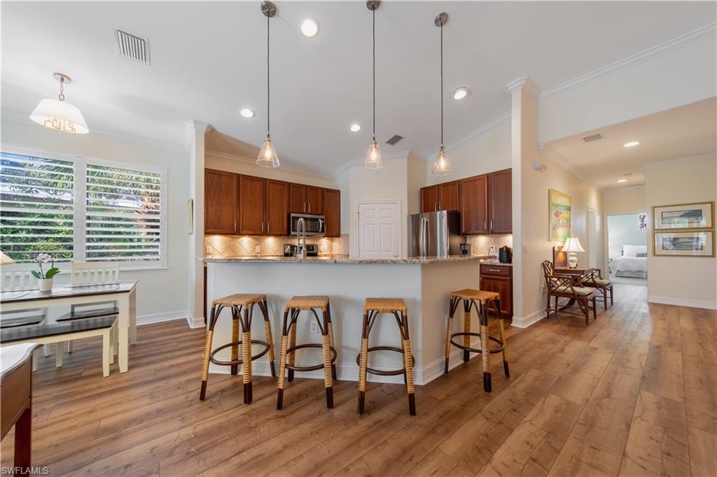 2001 Tarpon Bay DR N 202