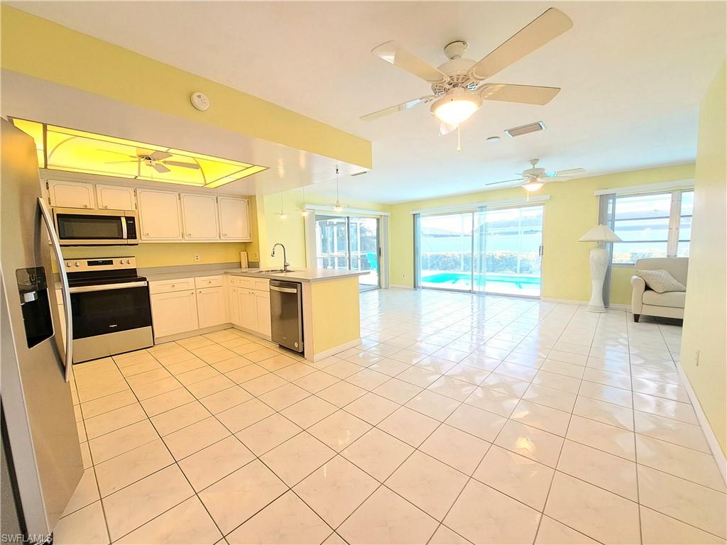 North Fort Myers, Florida 33903, United States, 3 Bedrooms Bedrooms, ,2 BathroomsBathrooms,Residential,Active,164124