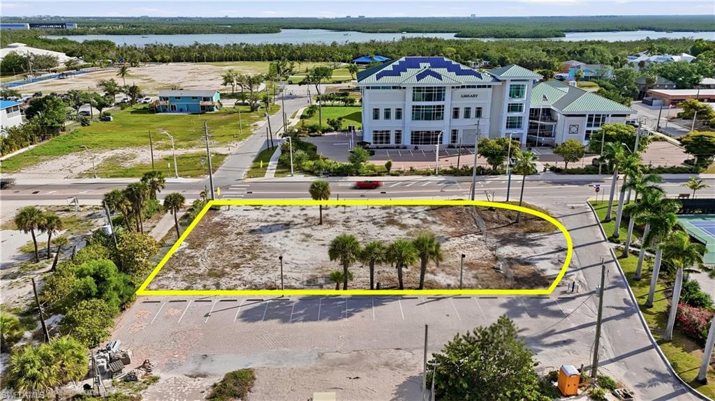2700 Estero BLVD