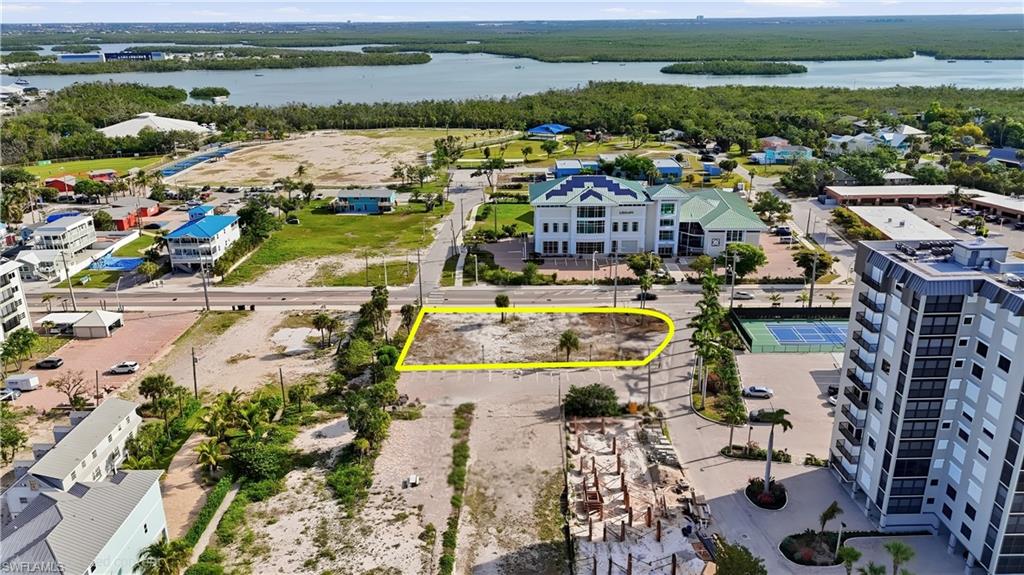 2700 Estero BLVD