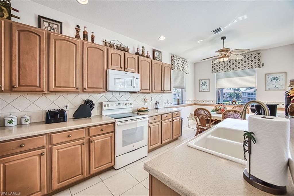 7831 Reflecting Pond CT 1821