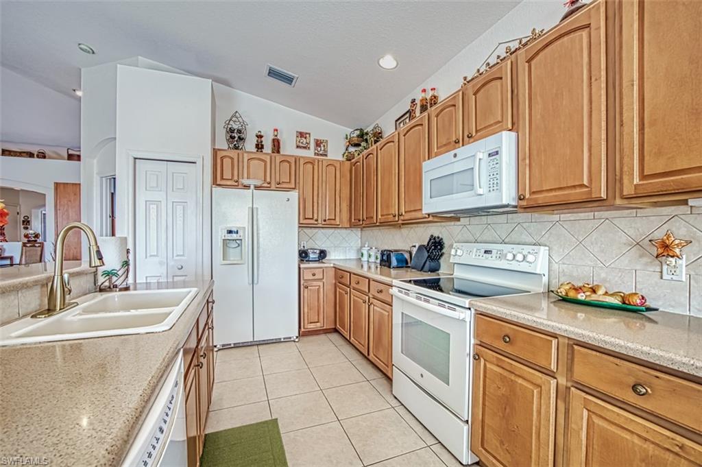 7831 Reflecting Pond CT 1821