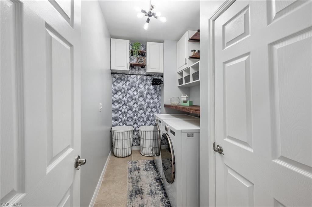 Bonita Springs, Florida 34135, United States, 2 Bedrooms Bedrooms, ,3 BathroomsBathrooms,Residential,Contingent,25354