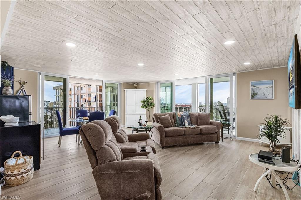 7146 Estero BLVD 816