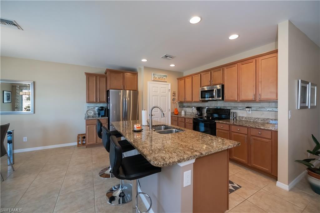 3217 Birch Tree LN