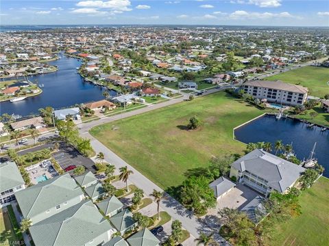 1359 Aqui Esta DR PUNTA GORDA FL 33950