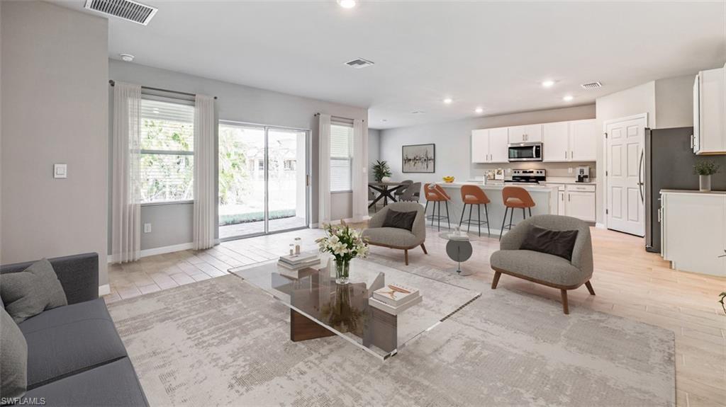 527 NW 7TH ST