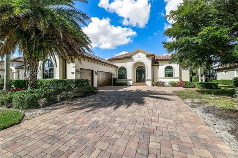 6851 Lakewood Isle DR FORT MYERS FL 33908