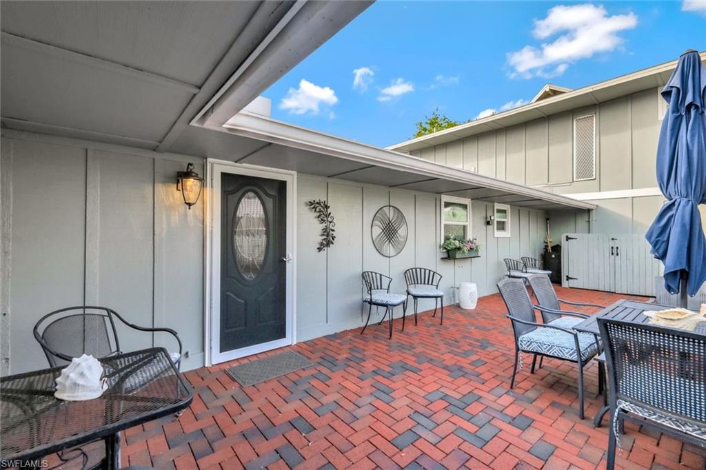 4263 Island CIR D