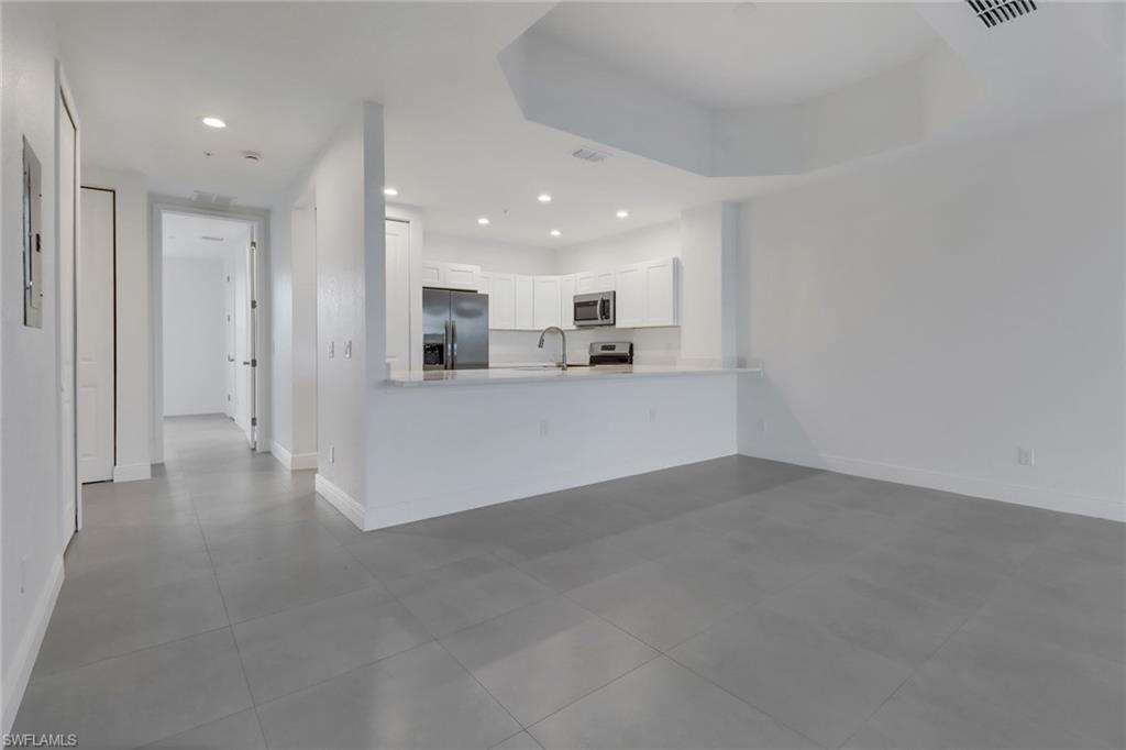 1803 Samantha Gayle WAY 209