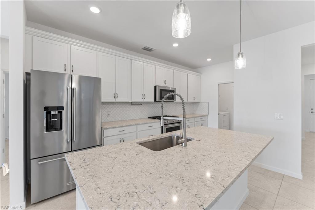 2159 Yellowfin CIR