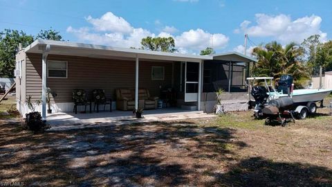 8146 Ebson DR, North Fort Myers, FL 33917 - #: 223094558
