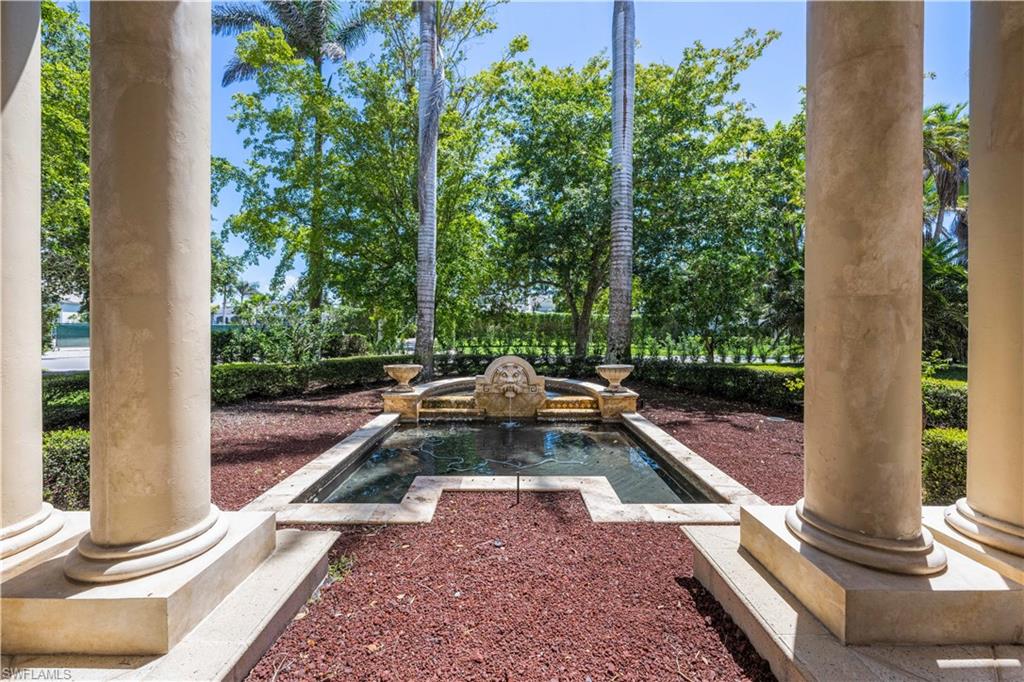 Naples, Florida 34102, United States, 5 Bedrooms Bedrooms, ,6 BathroomsBathrooms,Residential,Active,64057