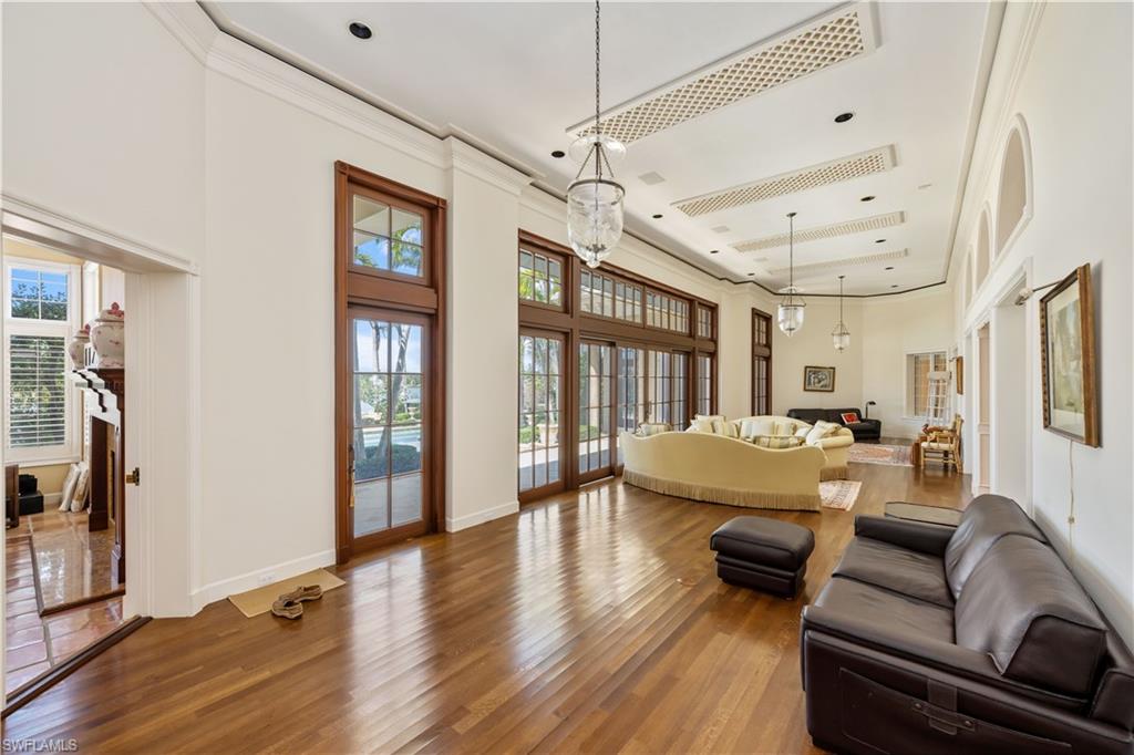 Naples, Florida 34102, United States, 5 Bedrooms Bedrooms, ,6 BathroomsBathrooms,Residential,Active,64057