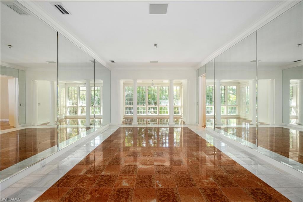 Naples, Florida 34102, United States, 5 Bedrooms Bedrooms, ,6 BathroomsBathrooms,Residential,Active,64057