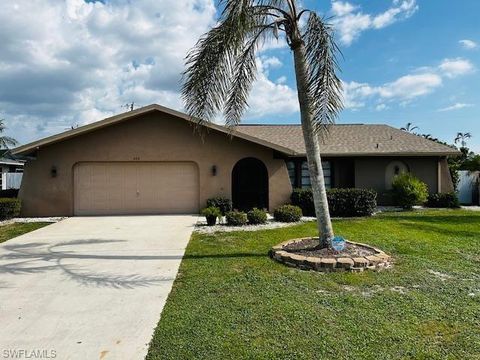 206 SW 33rd ST, Cape Coral, FL 33914 - #: 224021188