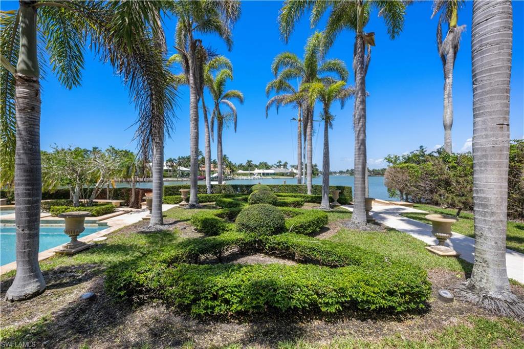 Naples, Florida 34102, United States, 5 Bedrooms Bedrooms, ,6 BathroomsBathrooms,Residential,Active,55147