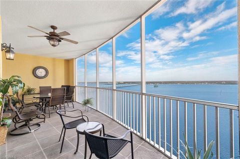 2743 1st ST 2304 FORT MYERS FL 33916