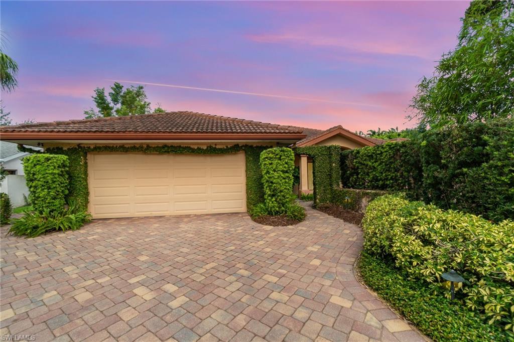 15854 Gleneagle CT
