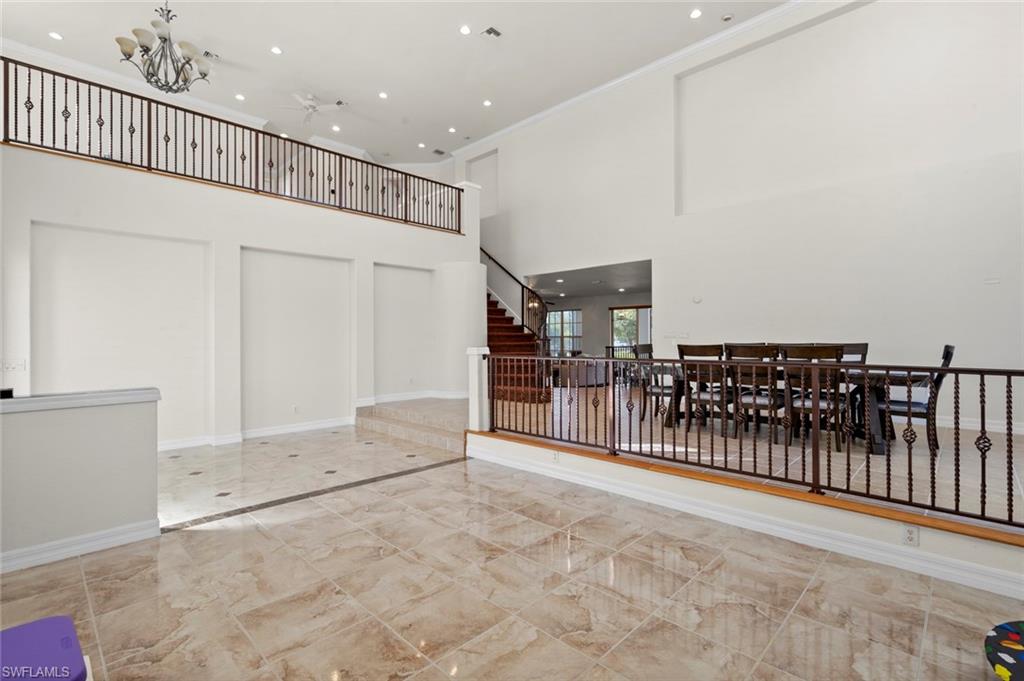 2320 SE 18th AVE