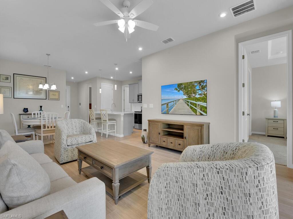 10325 Bonavie Cove DR
