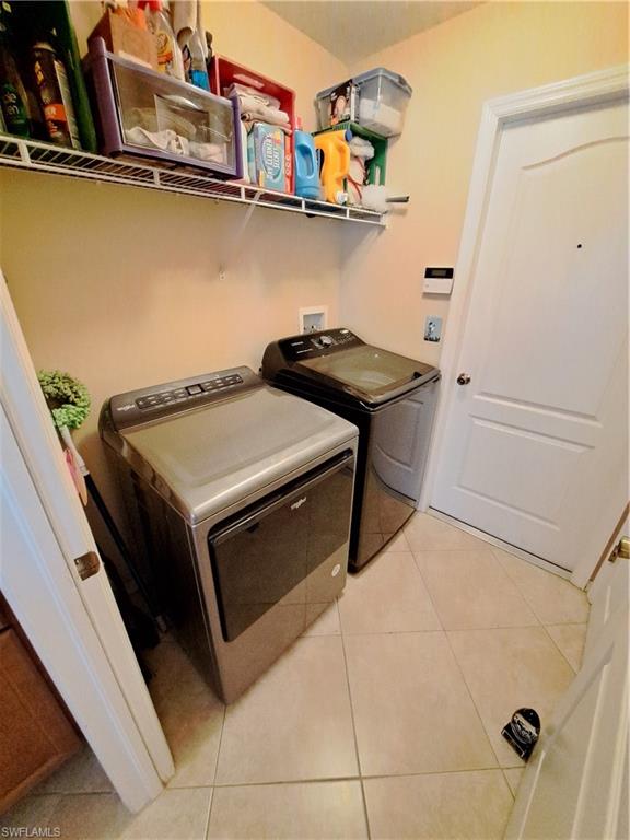 Cape Coral, Florida 33993, United States, 3 Bedrooms Bedrooms, ,2 BathroomsBathrooms,Residential,Active,135193