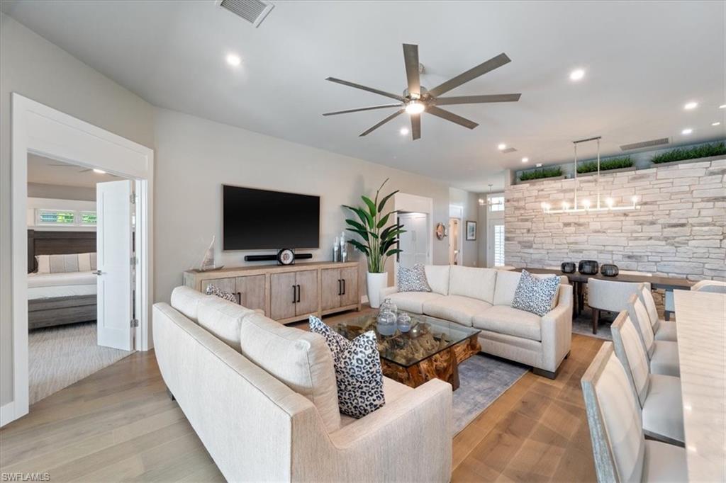 Fort Myers, Florida 33913, United States, 3 Bedrooms Bedrooms, ,2 BathroomsBathrooms,Residential,Active,155016