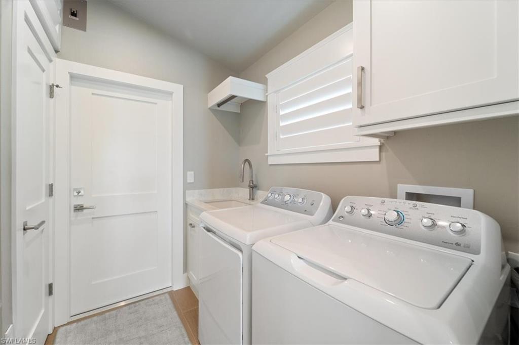 Fort Myers, Florida 33913, United States, 3 Bedrooms Bedrooms, ,2 BathroomsBathrooms,Residential,Active,155016