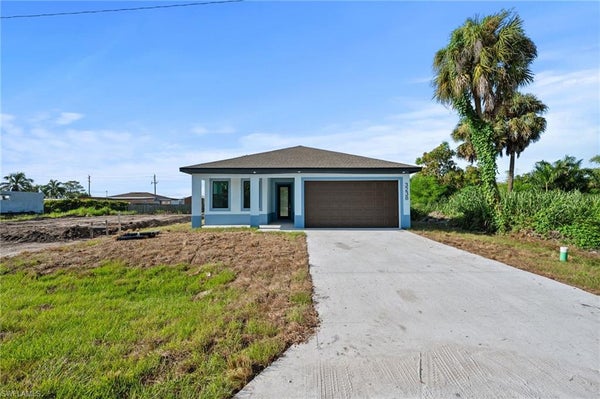 3238 KATHERINE ST, FORT MYERS, FL 33916 - Image bbdeaec3424f76cec8ab47fedd84eaf9/850079868