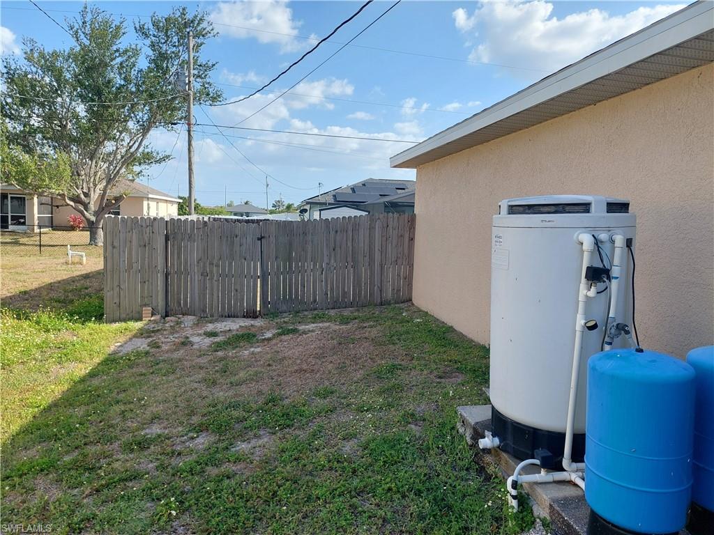 624 NW 26th TER
