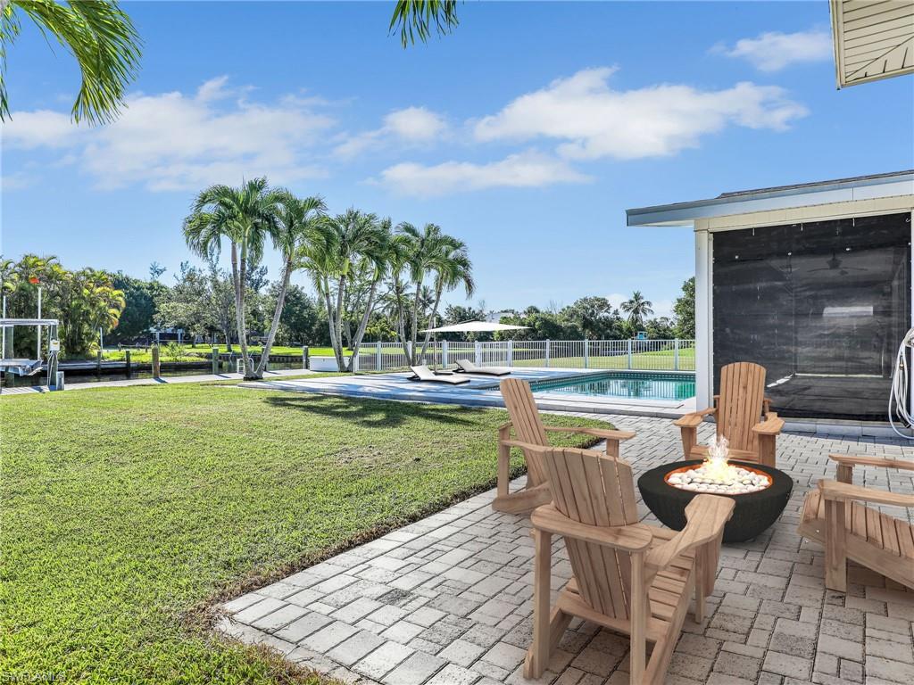 6123 Island Park CT