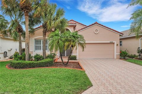 9404 Springview LOOP ESTERO FL 33928